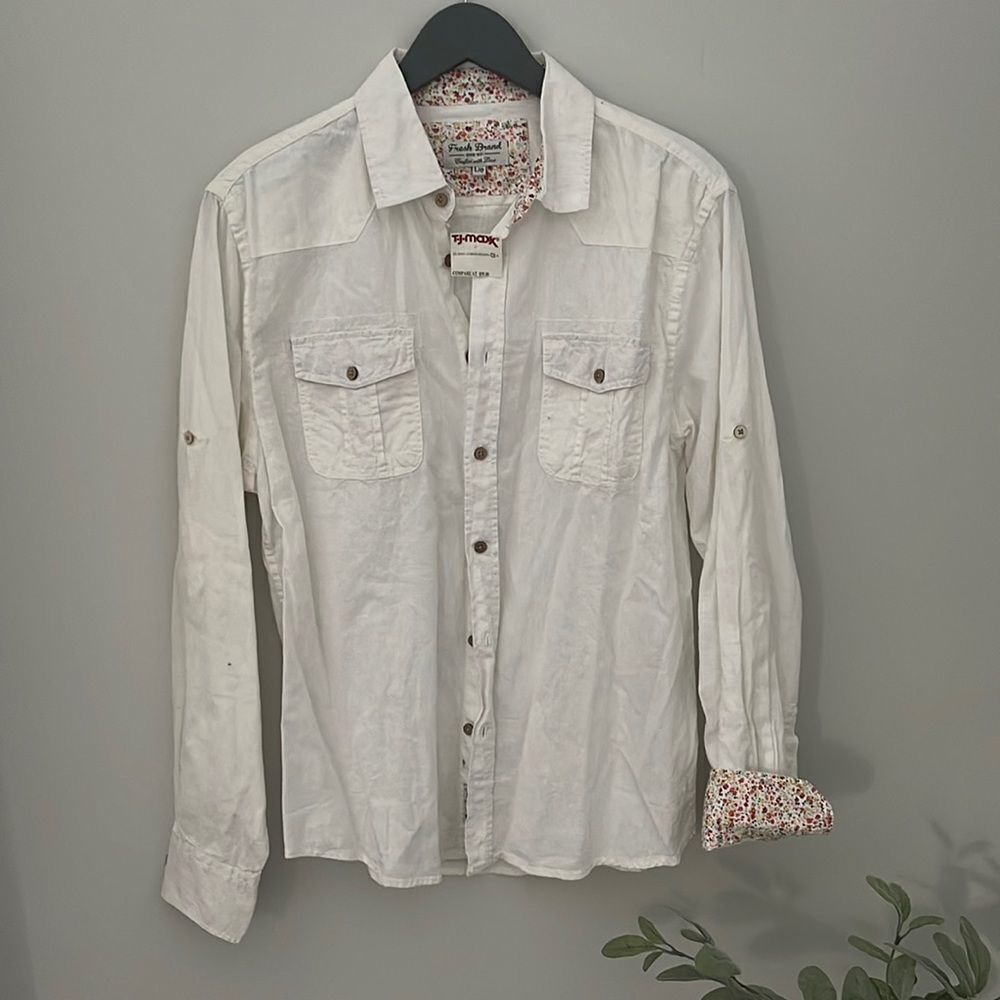 Fresh Brand. Crafted with Love. Button down. Linen/Cotten Blend size Large Cream